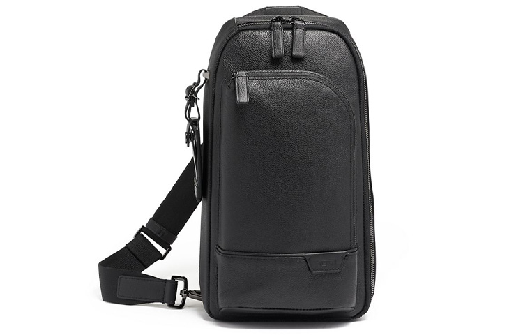 TUMI Кожаная сумка-кошелек мужская черная
TUMI Кожаная сумка-кошелек мужская черная