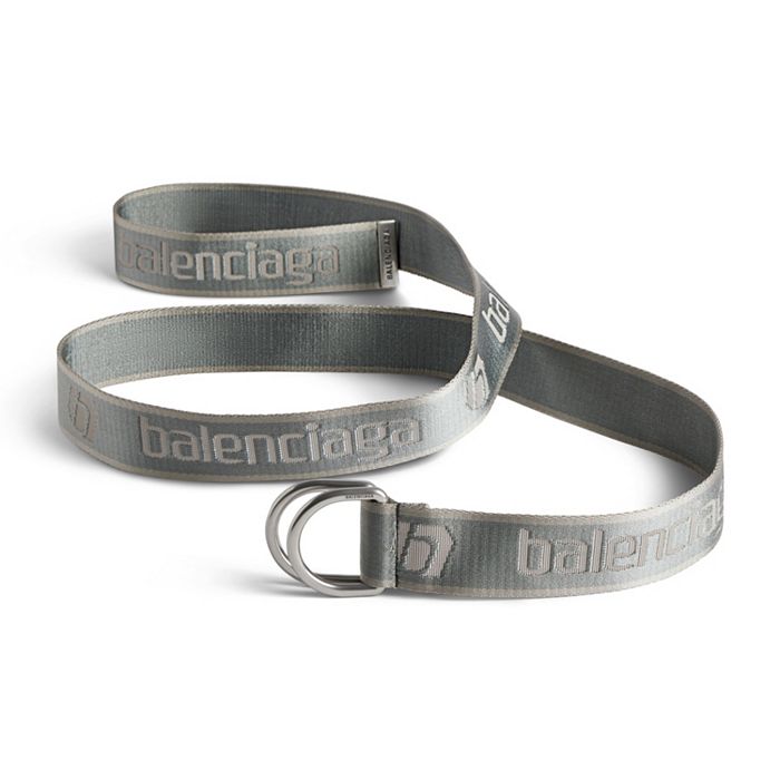 Мужской ремень с D-образным кольцом Balenciaga, серый
Мужской ремень с D-образным кольцом Balenciaga, серый