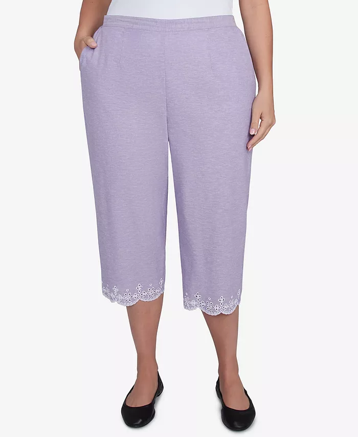 Капри с вышивкой и люверсами Crystal Springs для полных женщин Alfred Dunner, фиолетовый
Капри с вышивкой и люверсами Crystal Springs для полных женщин Alfred Dunner, фиолетовый