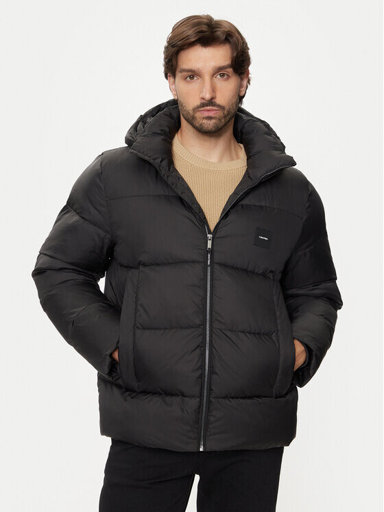 Пуховик стандартного кроя Calvin Klein, черный
Пуховик стандартного кроя Calvin Klein, черный