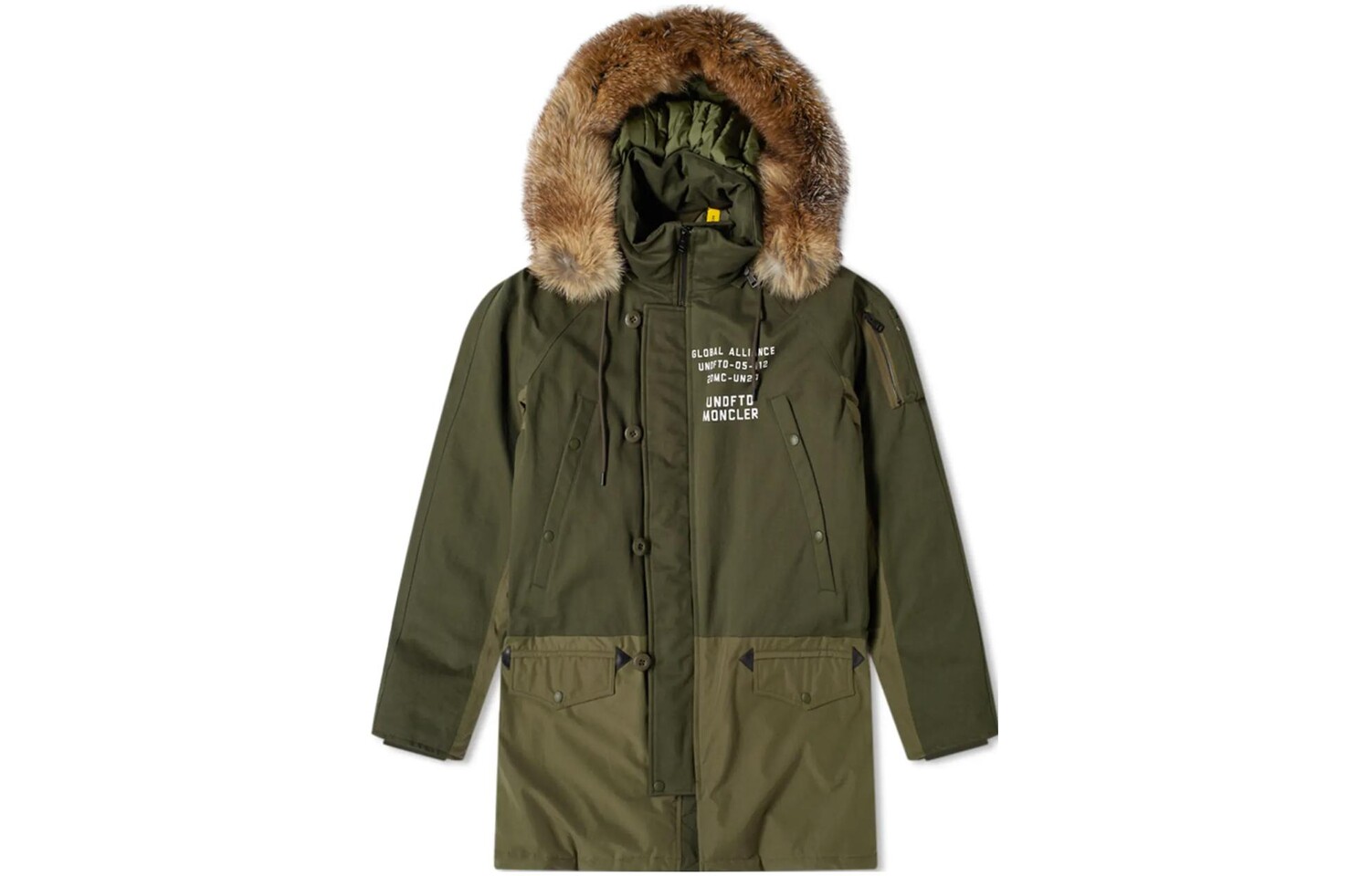 Непобедимый X Куртка-Парка Мужская Армейского Зеленого Цвета Moncler
Непобедимый X Куртка-Парка Мужская Армейского Зеленого Цвета Moncler