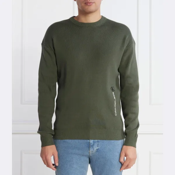 Толстовка стандартного кроя с вертикальным принтом в институциональном стиле Calvin Klein, хаки
Толстовка стандартного кроя с вертикальным принтом в институциональном стиле Calvin Klein, хаки