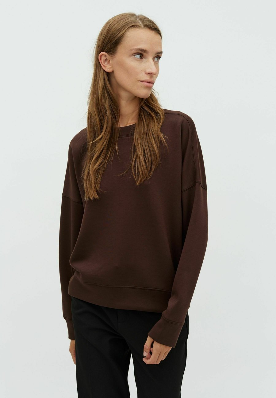 Джемпер mbyM GILLIAN, Java/Brown
Джемпер mbyM GILLIAN, Java/Brown