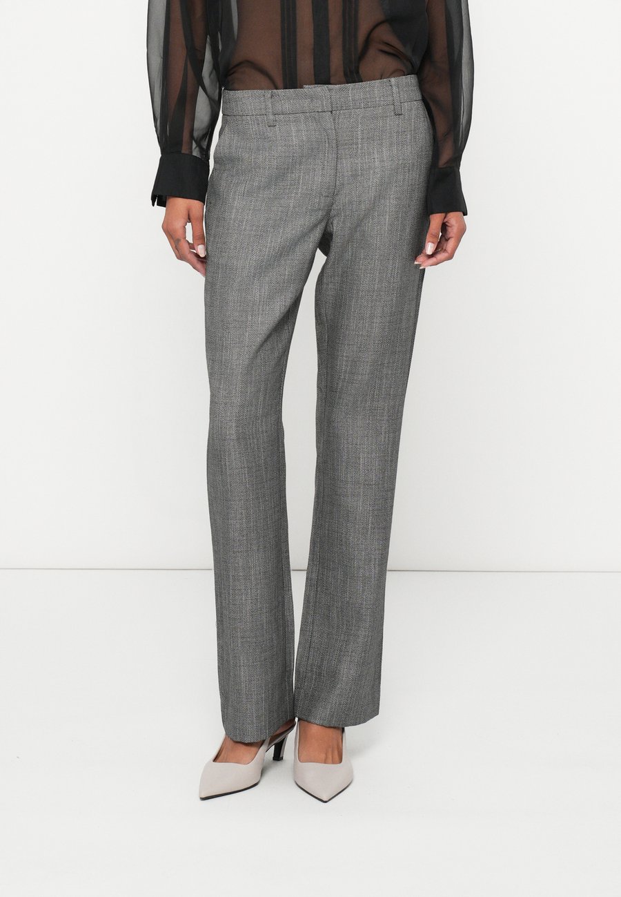 Брюки Bruuns Bazaar KURA VILDA PANTS, Grey /Grey
Брюки Bruuns Bazaar KURA VILDA PANTS, Grey /Grey
