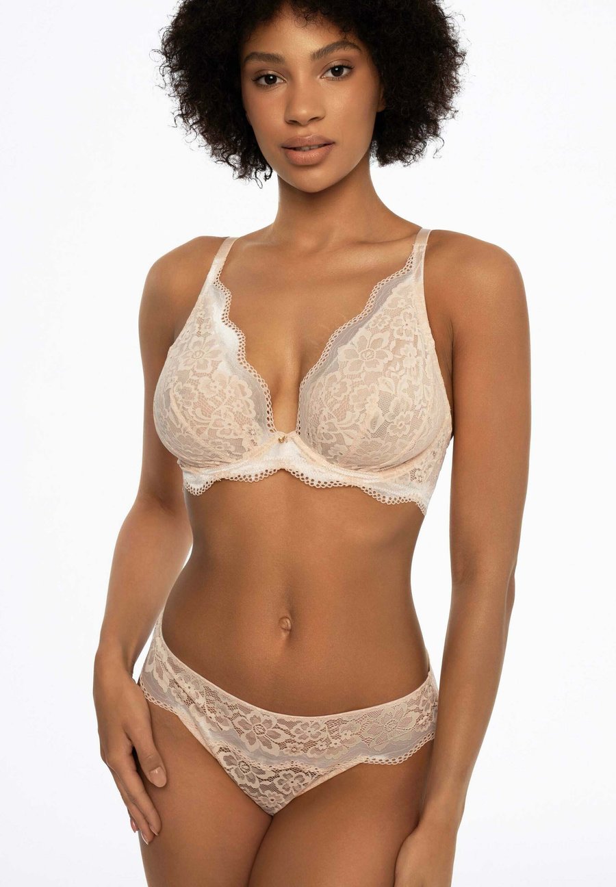 Брифы ESOTIQ KAVI, Beige
Брифы ESOTIQ KAVI, Beige