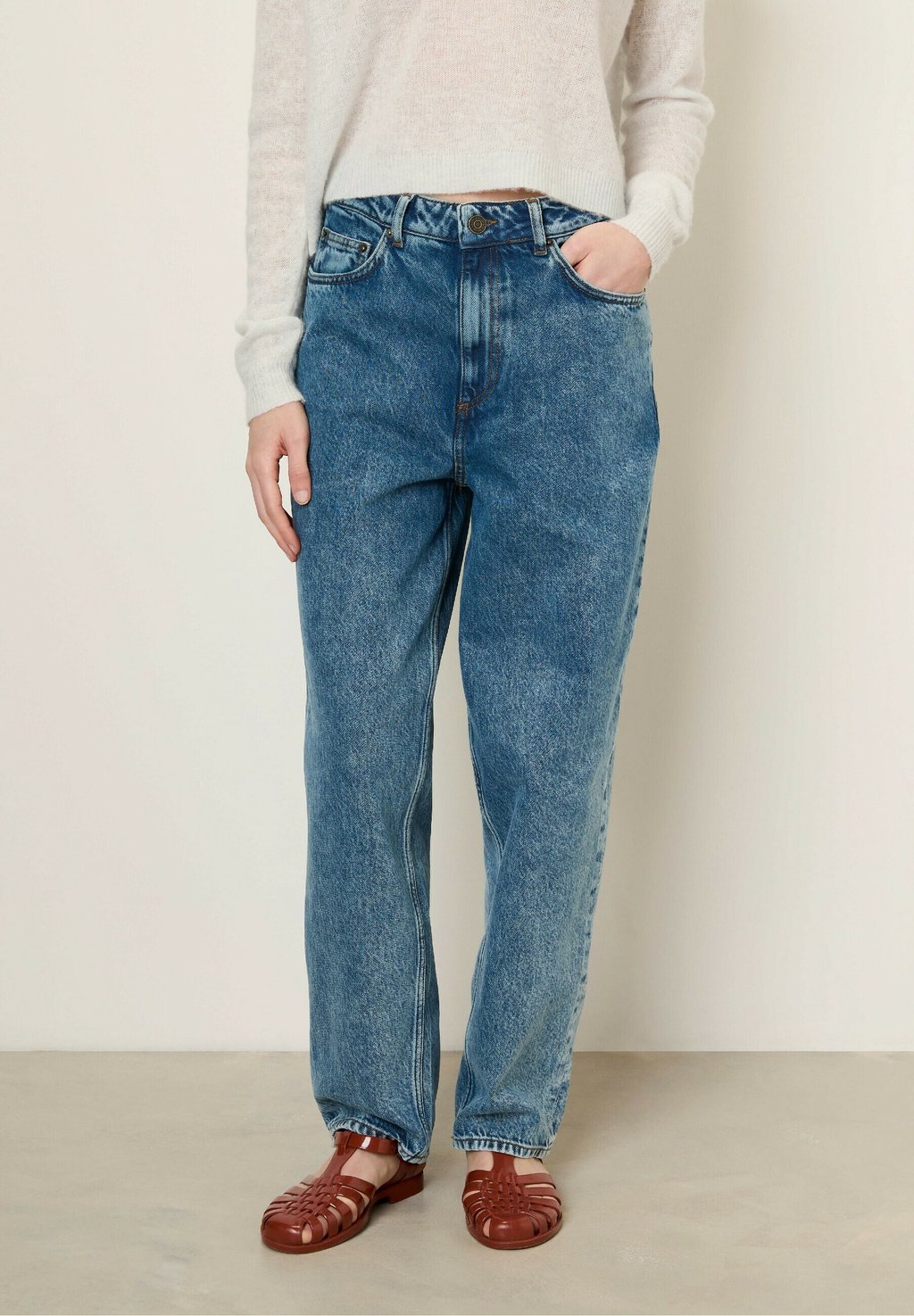 Джинсы свободного кроя BALLOON JOYBIRD American Vintage, цвет Stone
Джинсы свободного кроя BALLOON JOYBIRD American Vintage, цвет Stone