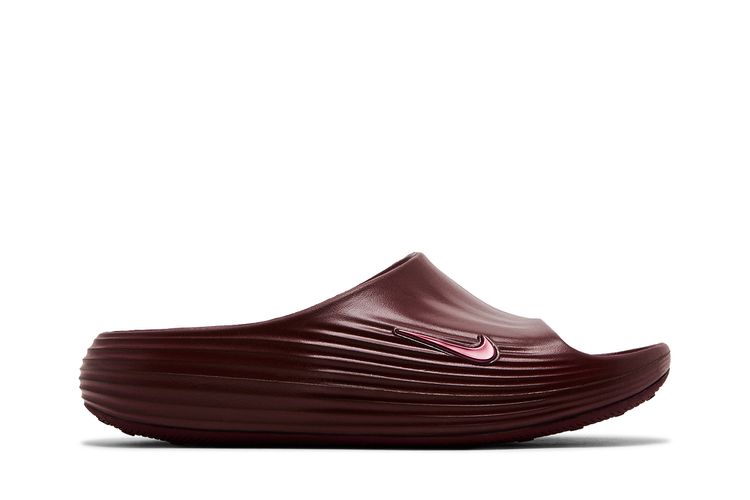 Шлепанцы ReactX Rejuven8 Slide 'Team Red', красный
Шлепанцы ReactX Rejuven8 Slide 'Team Red', красный