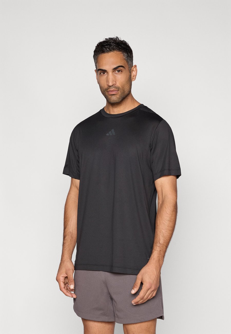 Футболка Adidas Performance D4T ESS, Black, Черный, Футболка Adidas Performance D4T ESS, Black
Футболка Adidas Performance D4T ESS, Black, Черный, Футболка Adidas Performance D4T ESS, Black