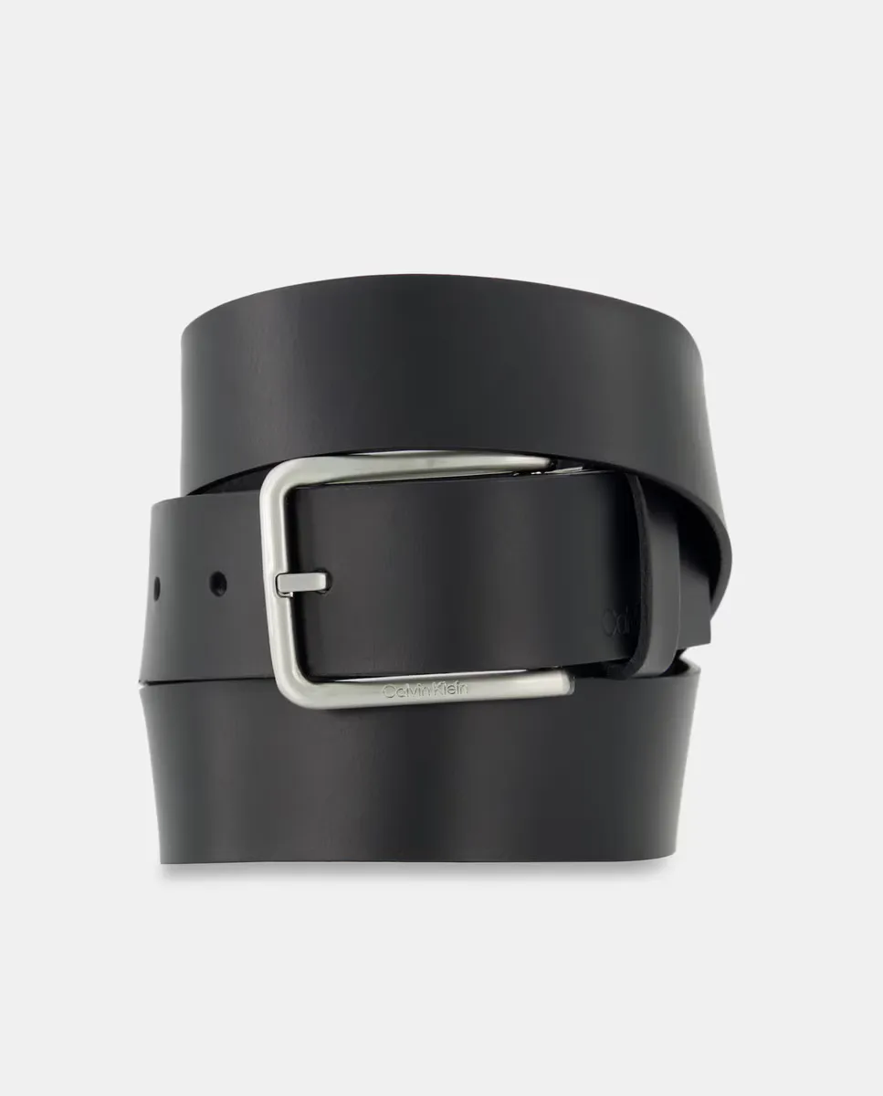 Мужской кожаный ремень Calvin Klein, черный
Мужской кожаный ремень Calvin Klein, черный
