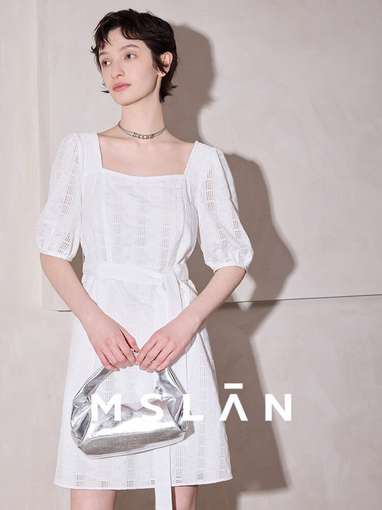 Платье летнее Mslan с поясом, кремовый
Платье летнее Mslan с поясом, кремовый