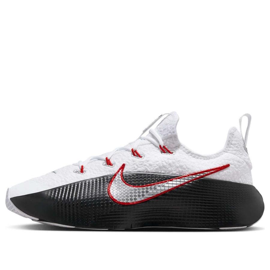 Кроссовки Nike LeBron TR 1 'First Game', белый
Кроссовки Nike LeBron TR 1 'First Game', белый