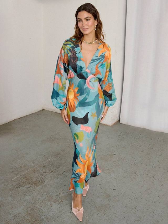 Платье с принтом на эластичной талии Never Fully Dressed, синий/разноцветный
Платье с принтом на эластичной талии Never Fully Dressed, синий/разноцветный