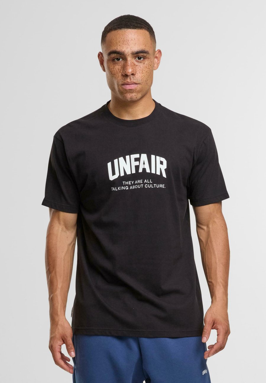 Футболка UNFAIR ATHLETICS TAATAC, Black, Черный, Футболка UNFAIR ATHLETICS TAATAC, Black
Футболка UNFAIR ATHLETICS TAATAC, Black, Черный, Футболка UNFAIR ATHLETICS TAATAC, Black