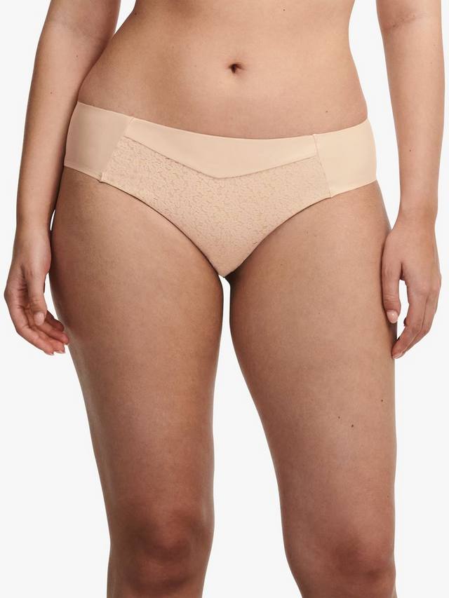 Трусики бразильяно Norah Soft Feel Chantelle, Golden Beige
Трусики бразильяно Norah Soft Feel Chantelle, Golden Beige