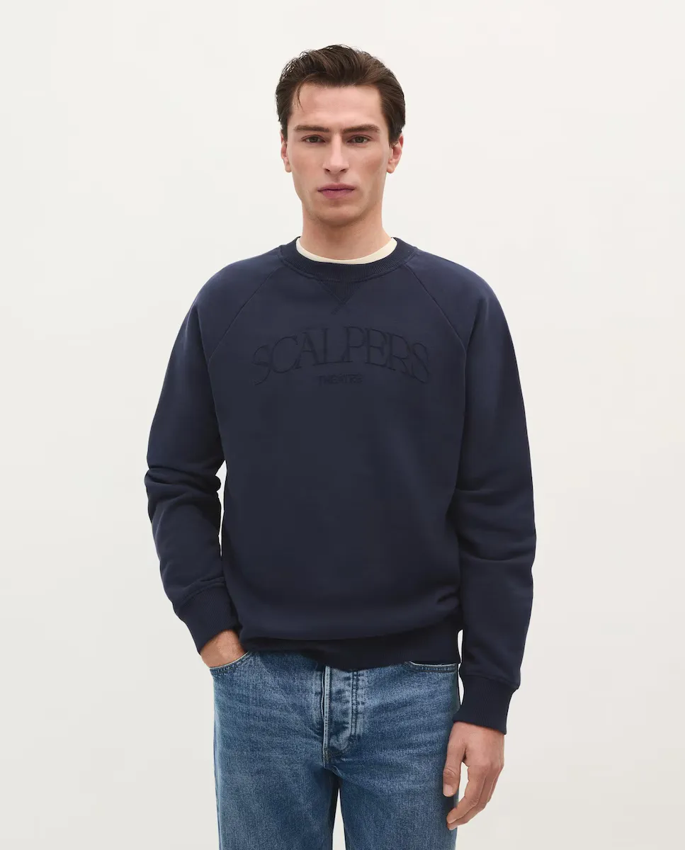 Мужская хлопчатобумажная толстовка обычного кроя Scalpers, тёмно-синий
Мужская хлопчатобумажная толстовка обычного кроя Scalpers, тёмно-синий
