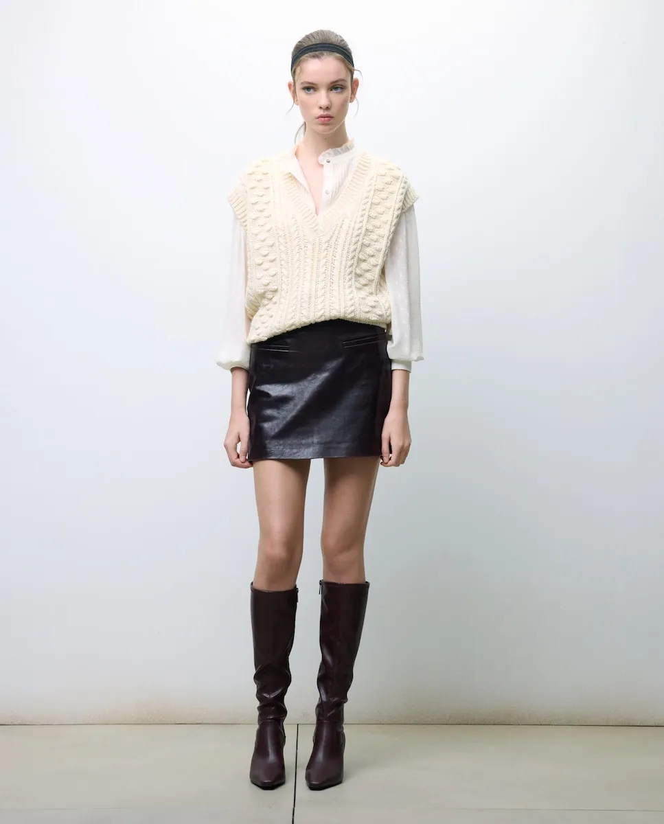 Женский жилет с аранами Tintoretto, экрю
Женский жилет с аранами Tintoretto, экрю