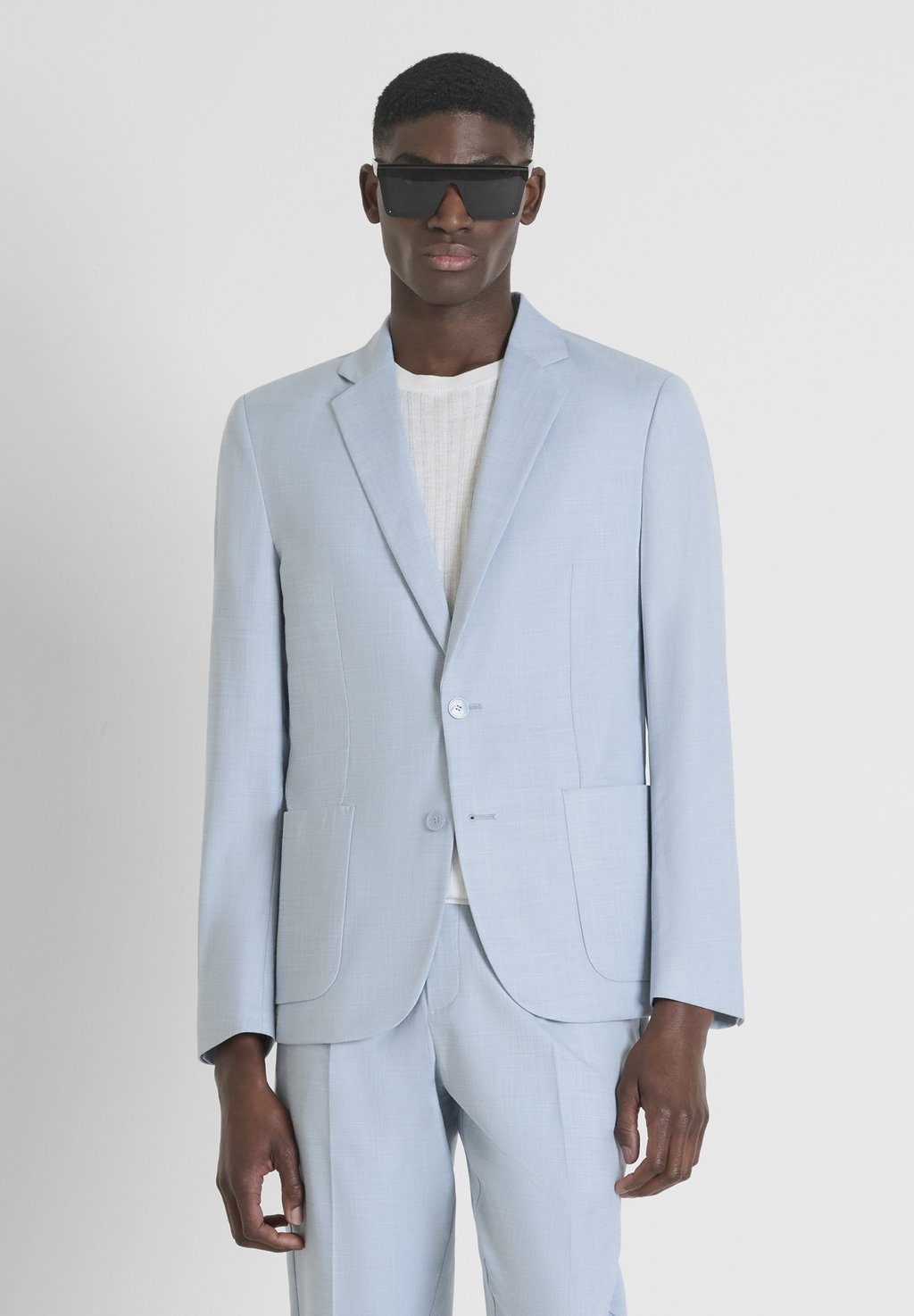 Пиджак-блейзер Antony Morato, светло-голубой
Пиджак-блейзер Antony Morato, светло-голубой