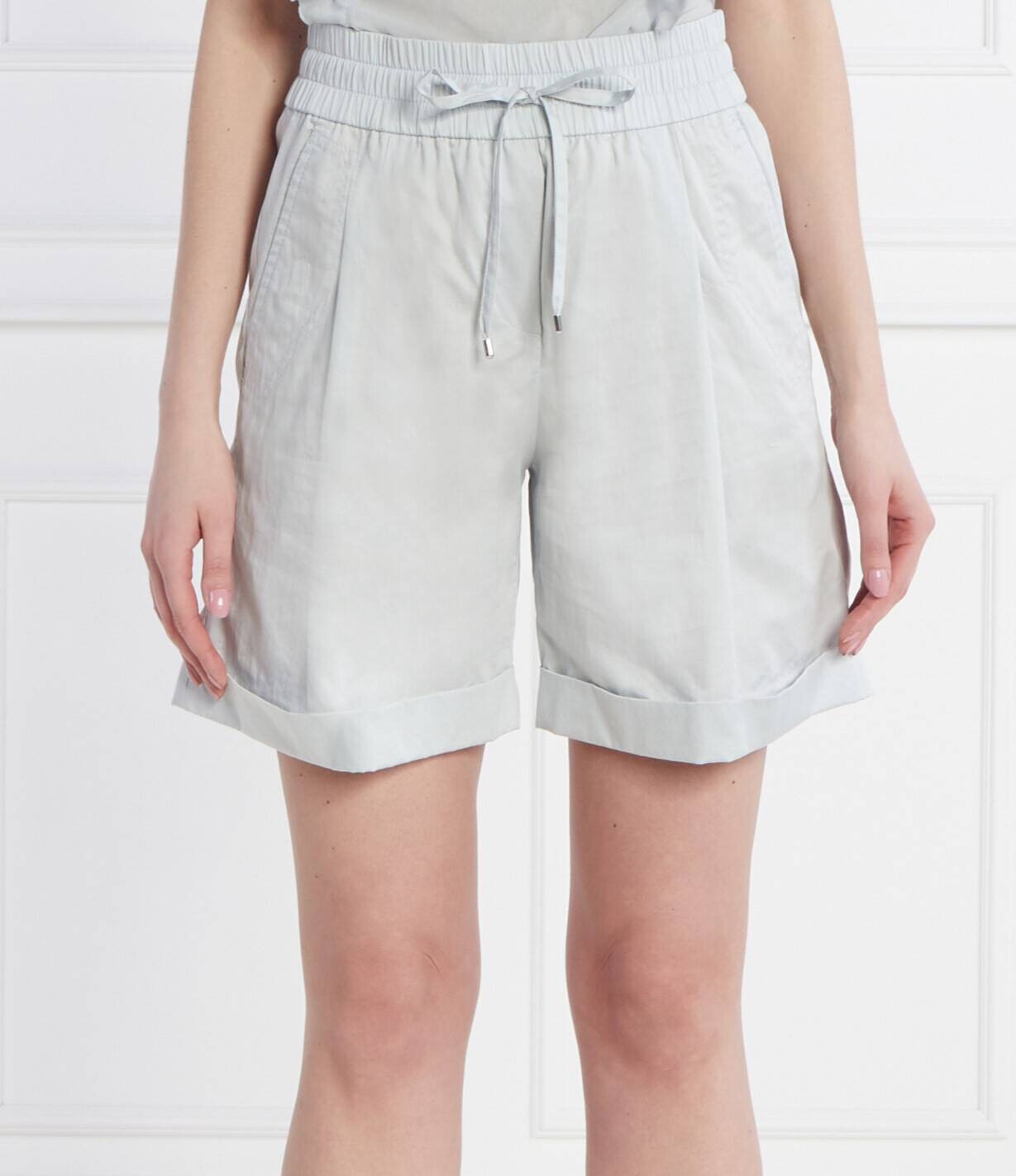 Шорты Marc Cain WITTEN Relaxed fit, небесно-голубой
Шорты Marc Cain WITTEN Relaxed fit, небесно-голубой