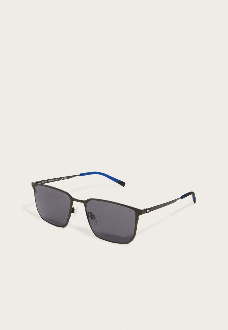 Солнцезащитные очки Tommy Hilfiger Sunglasses, Black/Dark Grey
Солнцезащитные очки Tommy Hilfiger Sunglasses, Black/Dark Grey