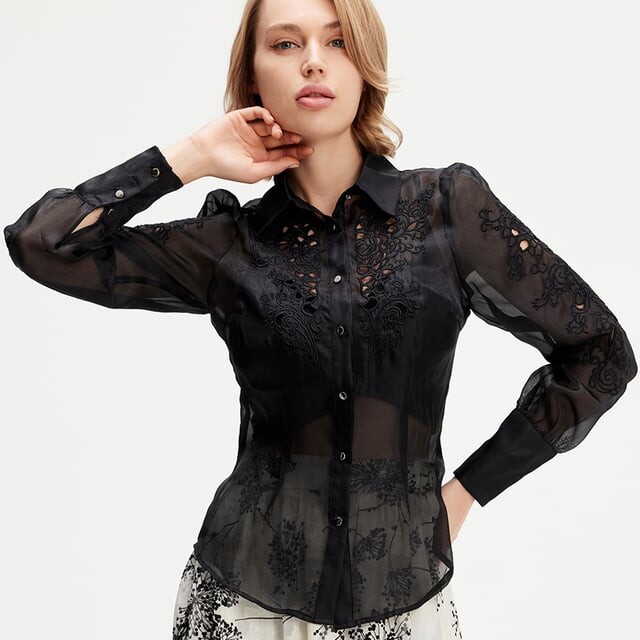 Блуза из органзы с вышивкой Smart And Joy, черный
Блуза из органзы с вышивкой Smart And Joy, черный