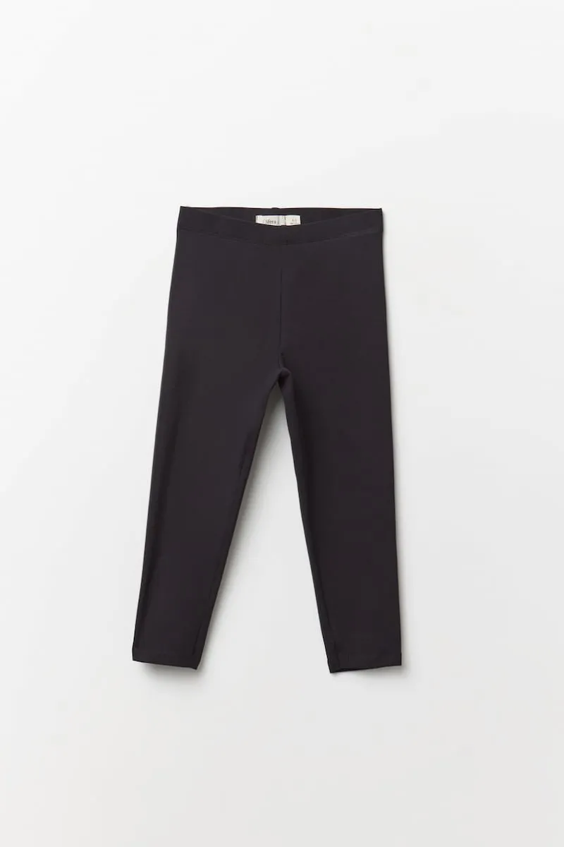 Простой однотонный леггинс Sfera, черный
Простой однотонный леггинс Sfera, черный