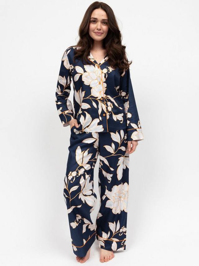 Комплект пижамы Auburn Floral длинный Cyberjammies, Navy
Комплект пижамы Auburn Floral длинный Cyberjammies, Navy