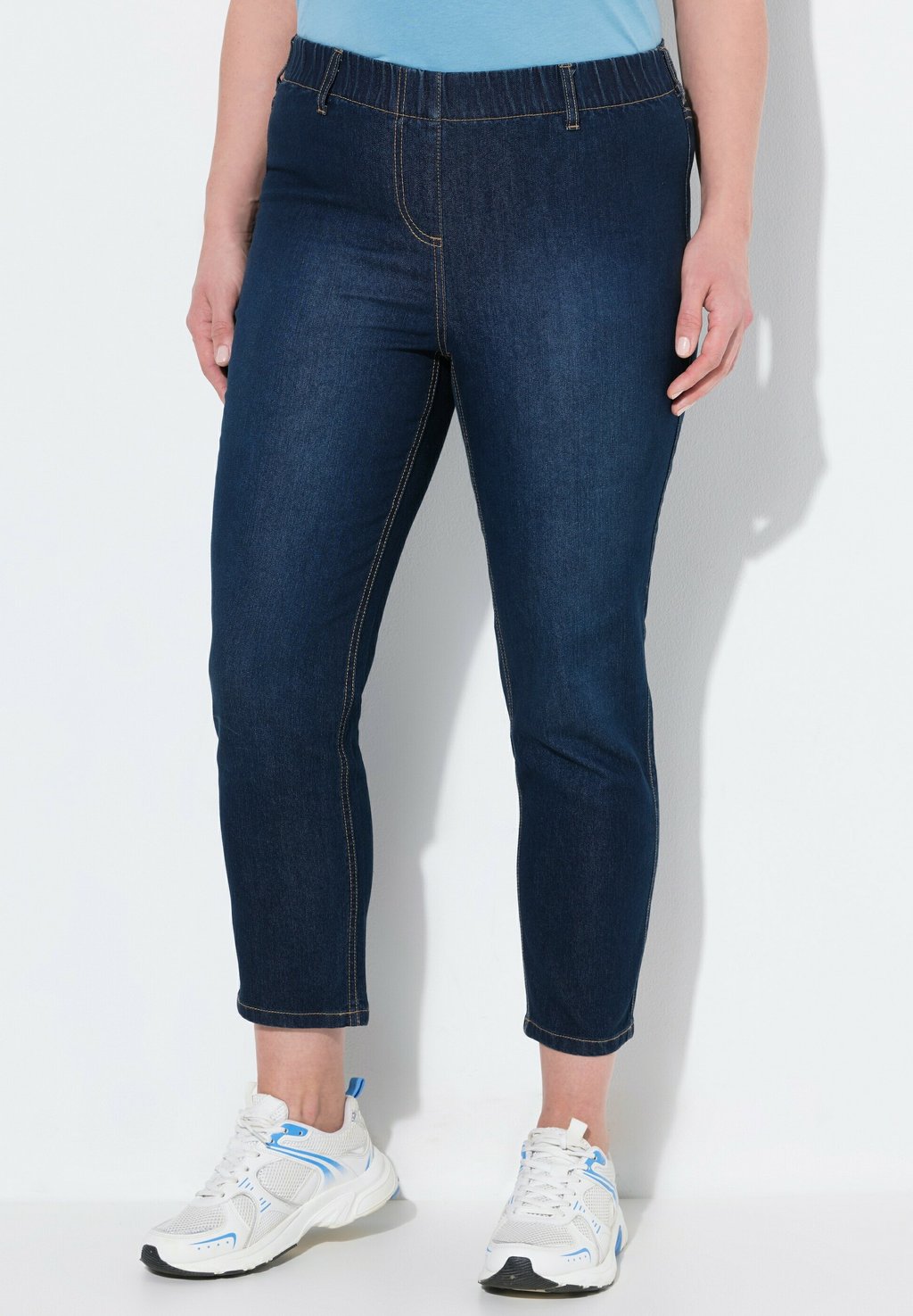 Джинсы облегающего кроя CROPPED Ulla Popken, деним
Джинсы облегающего кроя CROPPED Ulla Popken, деним