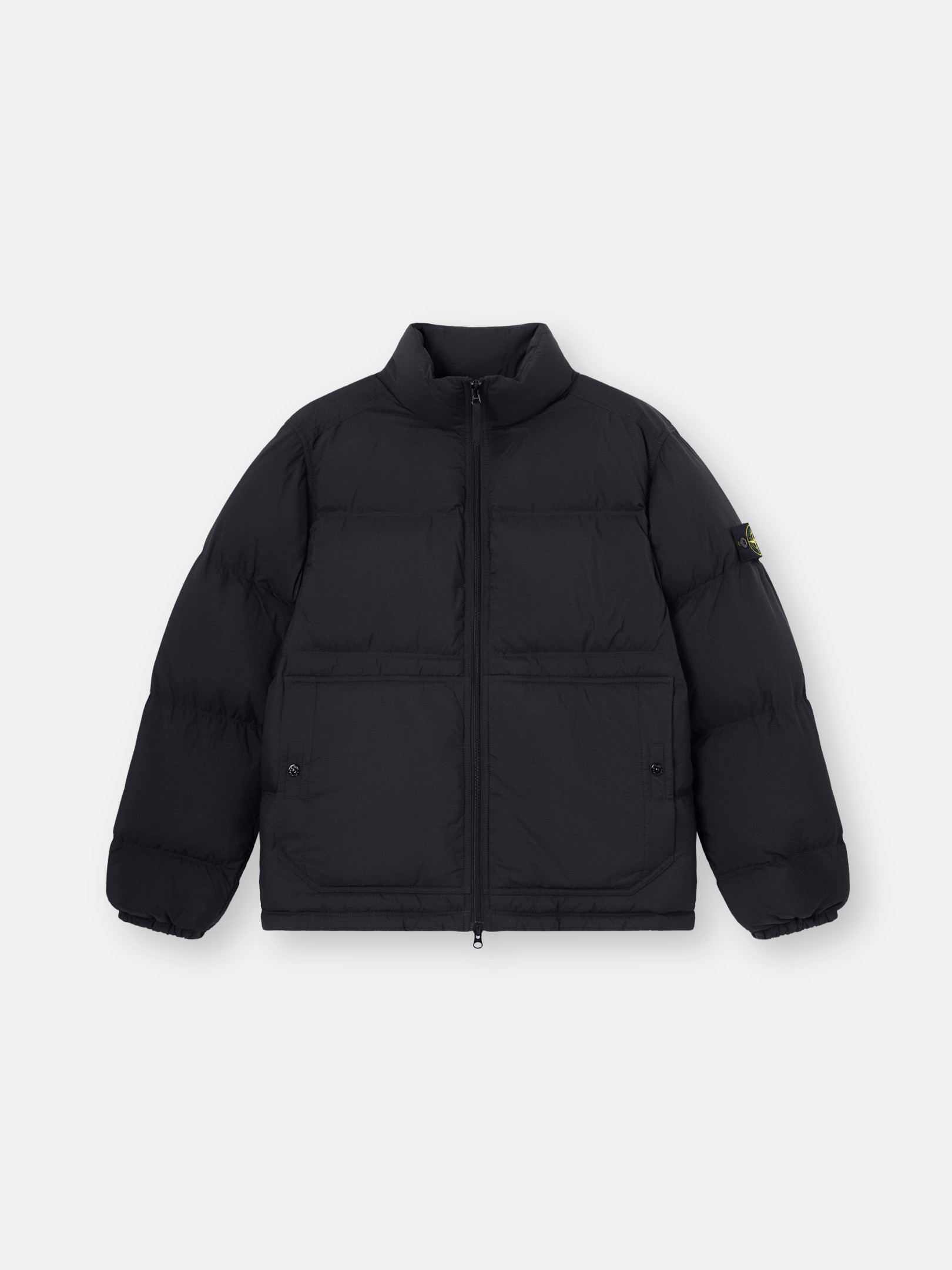 Пуховик с водоотталкивающей отделкой Stone Island 4100125 MATT RIPSTOP CORDURA ADVANCED FABRICS, черный
Пуховик с водоотталкивающей отделкой Stone Island 4100125 MATT RIPSTOP CORDURA ADVANCED FABRICS, черный