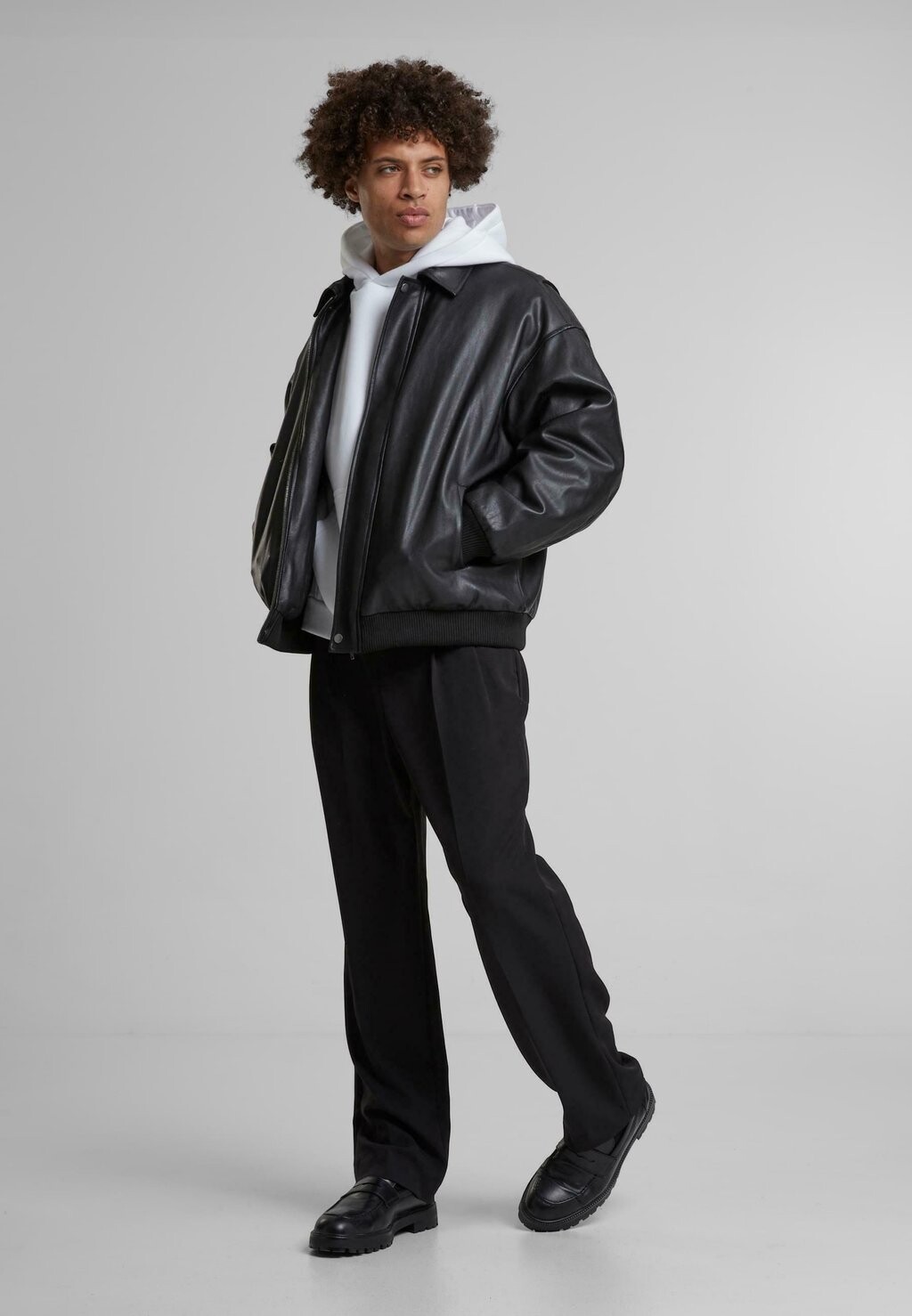 Толстовка с капюшоном WILD STORIES FLUFFY Upscale by Mister Tee, белый
Толстовка с капюшоном WILD STORIES FLUFFY Upscale by Mister Tee, белый