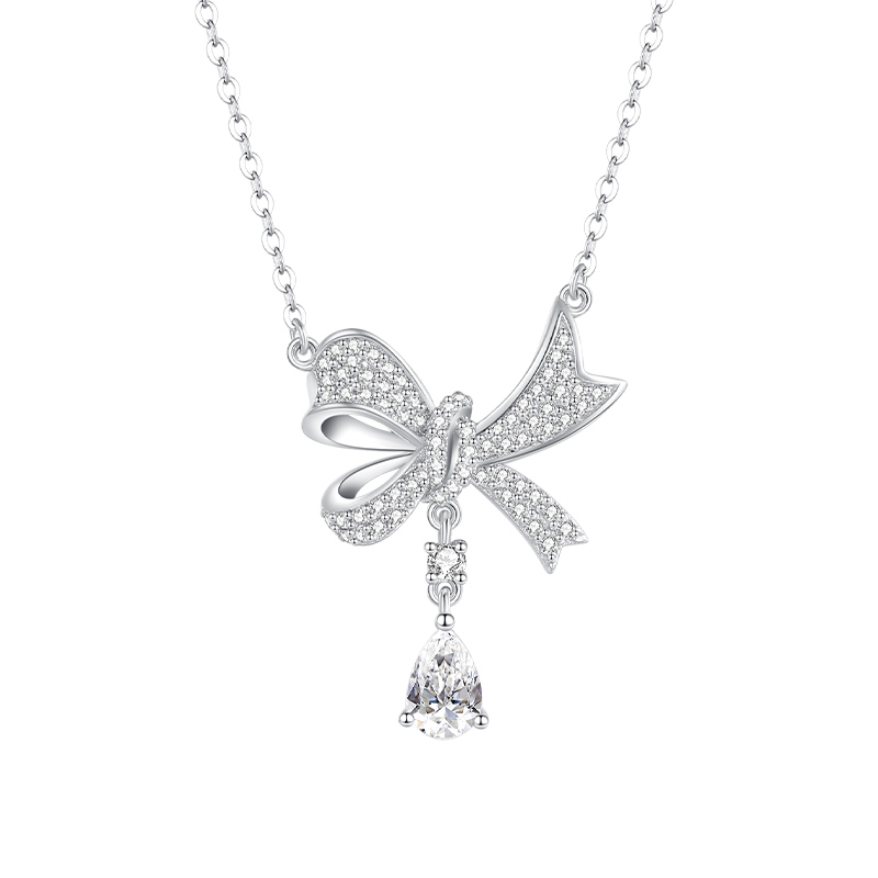 CHOW TAI SENG Серебряное колье S925 для женщин
CHOW TAI SENG Серебряное колье S925 для женщин