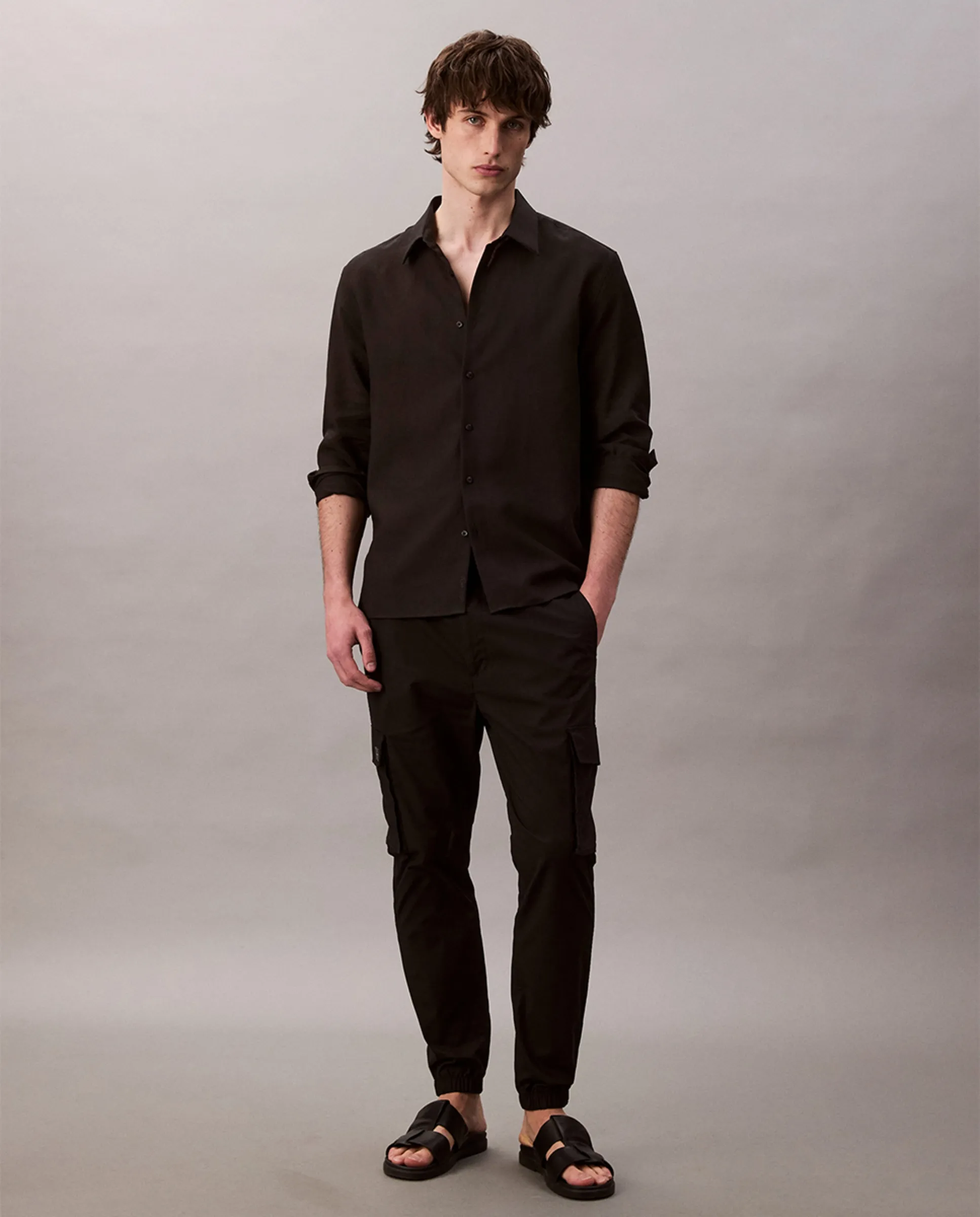 Мужские штаны карго Calvin Klein Jeans, черный
Мужские штаны карго Calvin Klein Jeans, черный