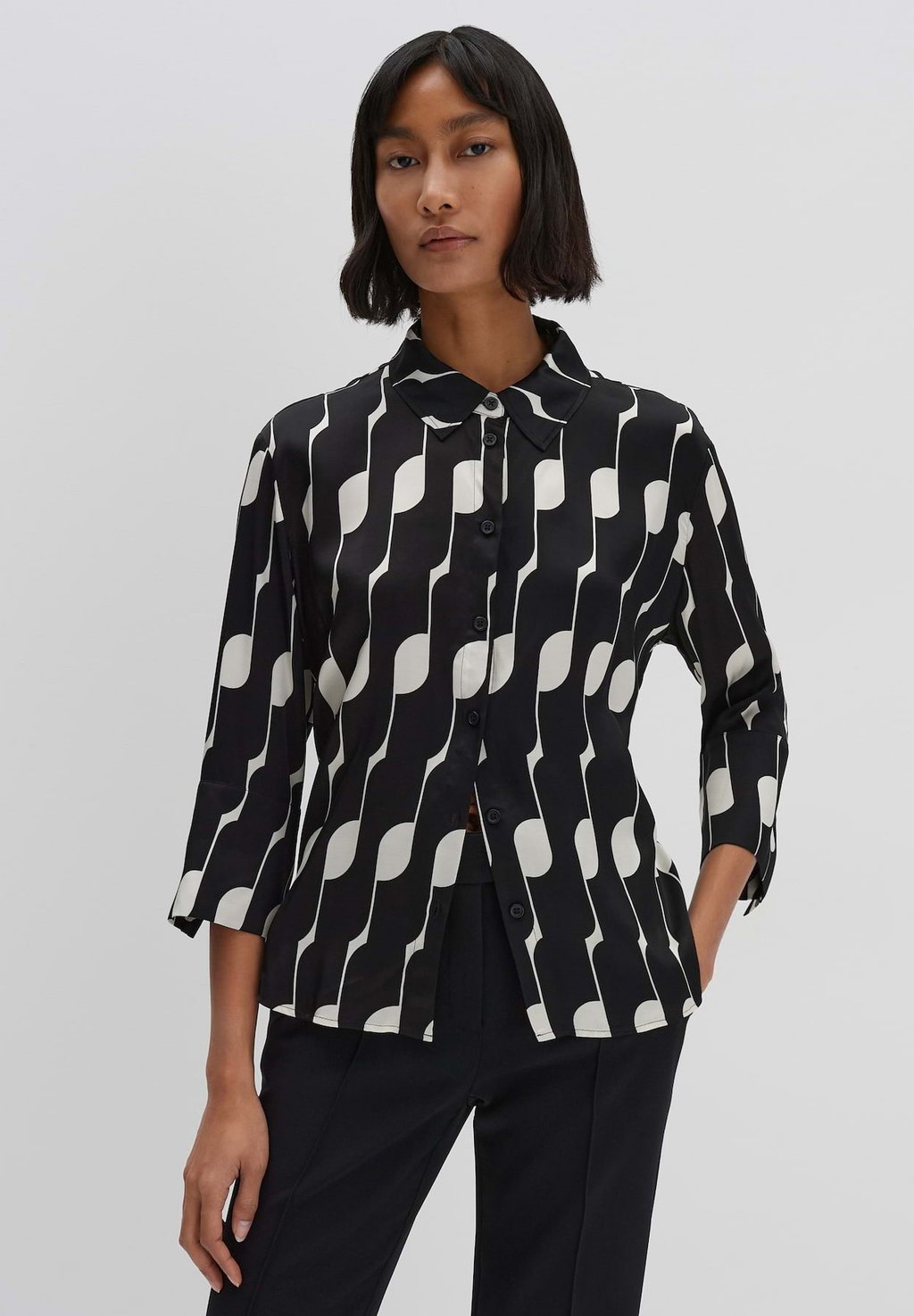 Блузка на пуговицах LANGARM ZELLIE someday., черный
Блузка на пуговицах LANGARM ZELLIE someday., черный