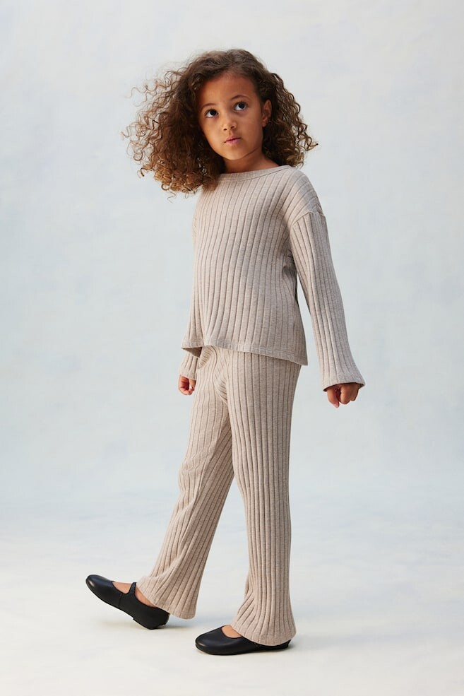 Костюм-Двойка из хлопка в рубчик H&M, бежевый
Костюм-Двойка из хлопка в рубчик H&M, бежевый