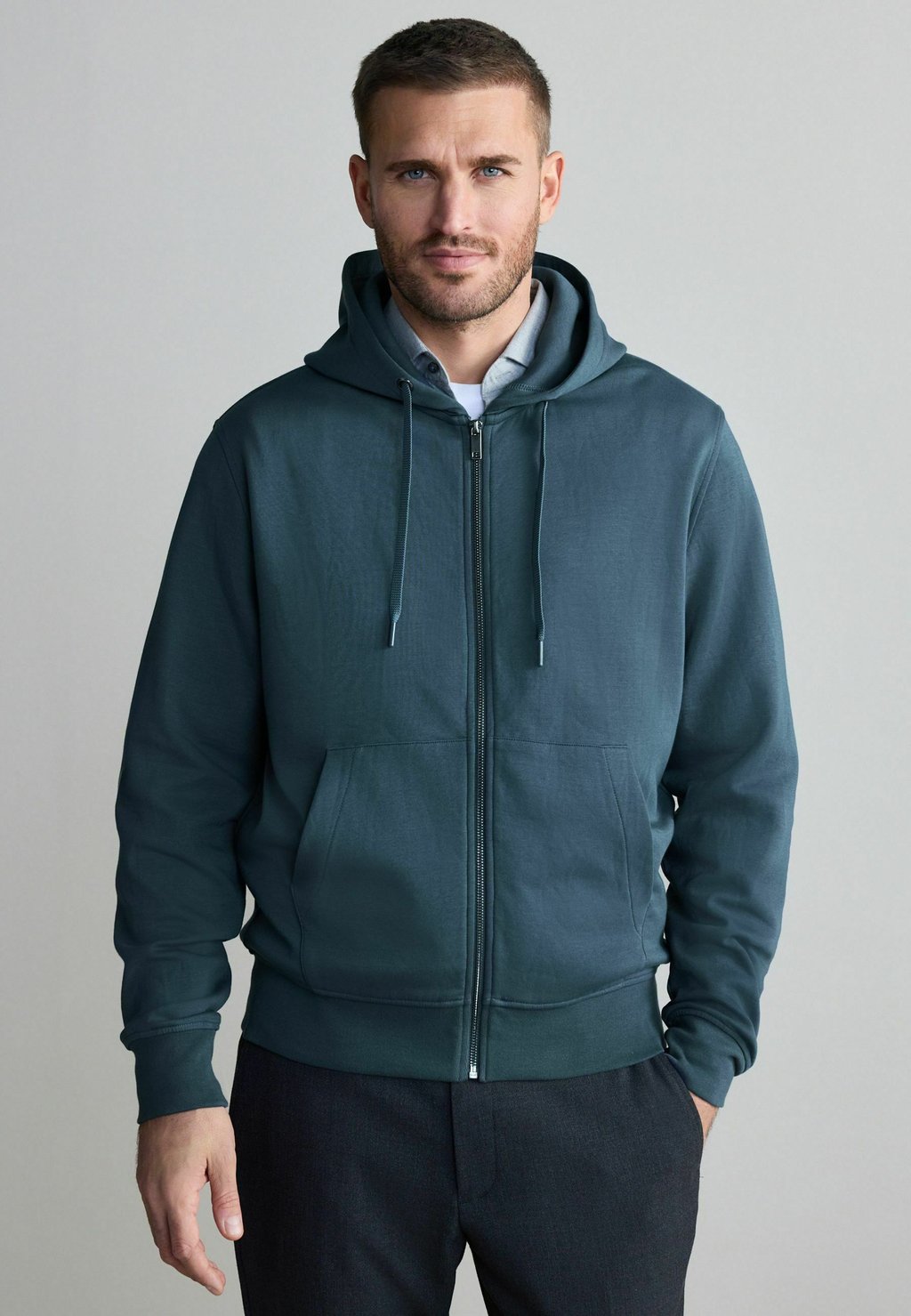 Толстовка на молнии REGULAR FIT Next, синий
Толстовка на молнии REGULAR FIT Next, синий