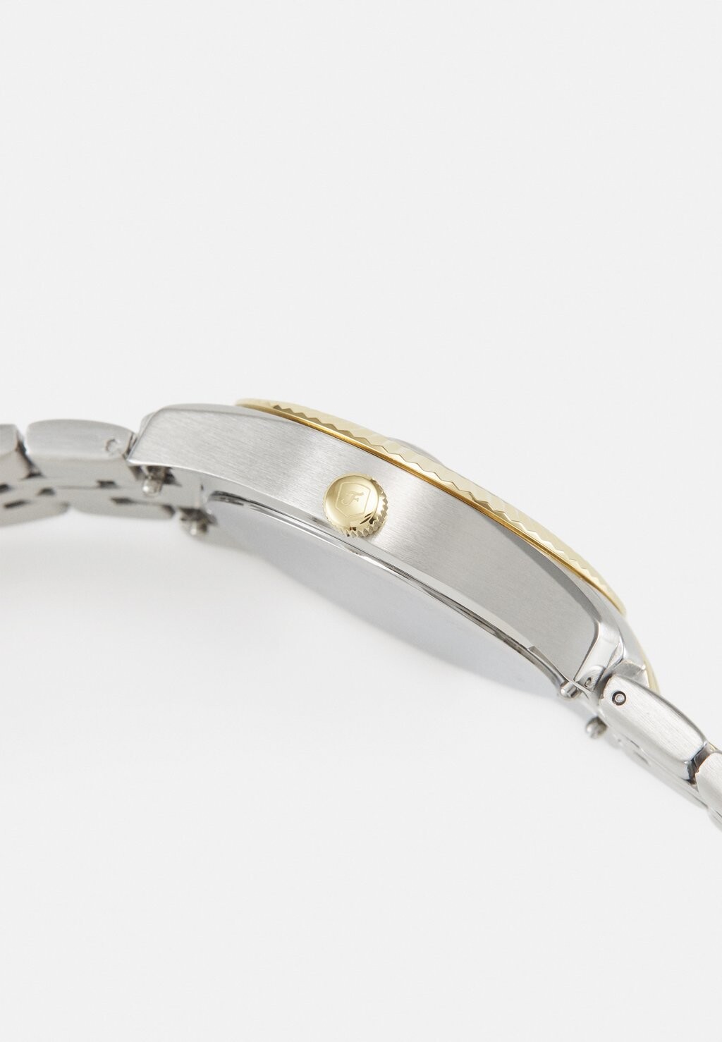 Часы SCARLETTE Fossil, серебристый
Часы SCARLETTE Fossil, серебристый