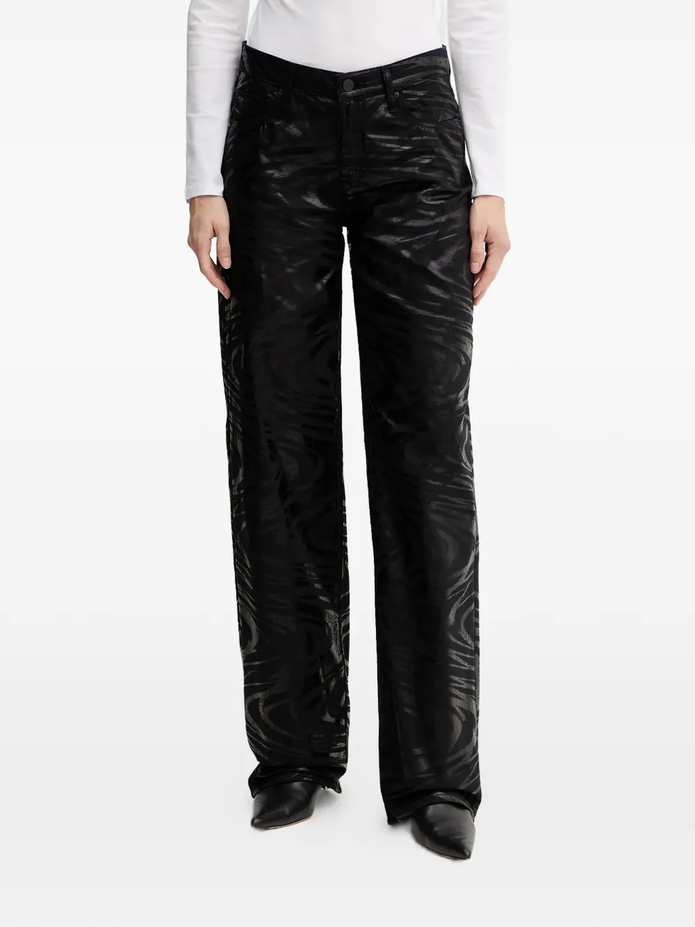 Джинсы с зебровым принтом Armani Exchange, черный
Джинсы с зебровым принтом Armani Exchange, черный