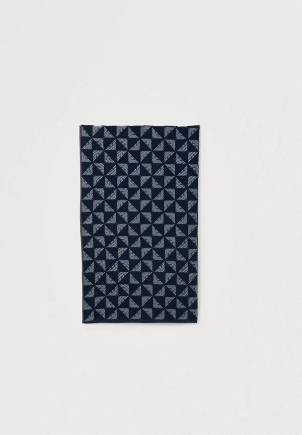 Пляжное полотенце monogram telo beachwear Emporio Armani, Blue, Синий, Пляжное полотенце monogram telo beachwear Emporio Armani, Blue
Пляжное полотенце monogram telo beachwear Emporio Armani, Blue, Синий, Пляжное полотенце monogram telo beachwear Emporio Armani, Blue