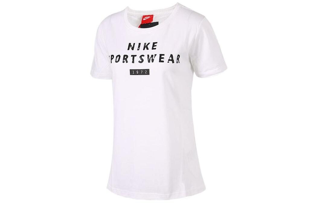 Футболка женская белая Nike
Футболка женская белая Nike