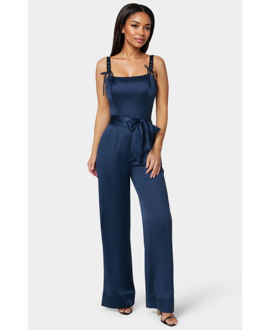 Женский роскошный атласный комбинезон с очень широкими штанинами Bebe, Navy iris
Женский роскошный атласный комбинезон с очень широкими штанинами Bebe, Navy iris