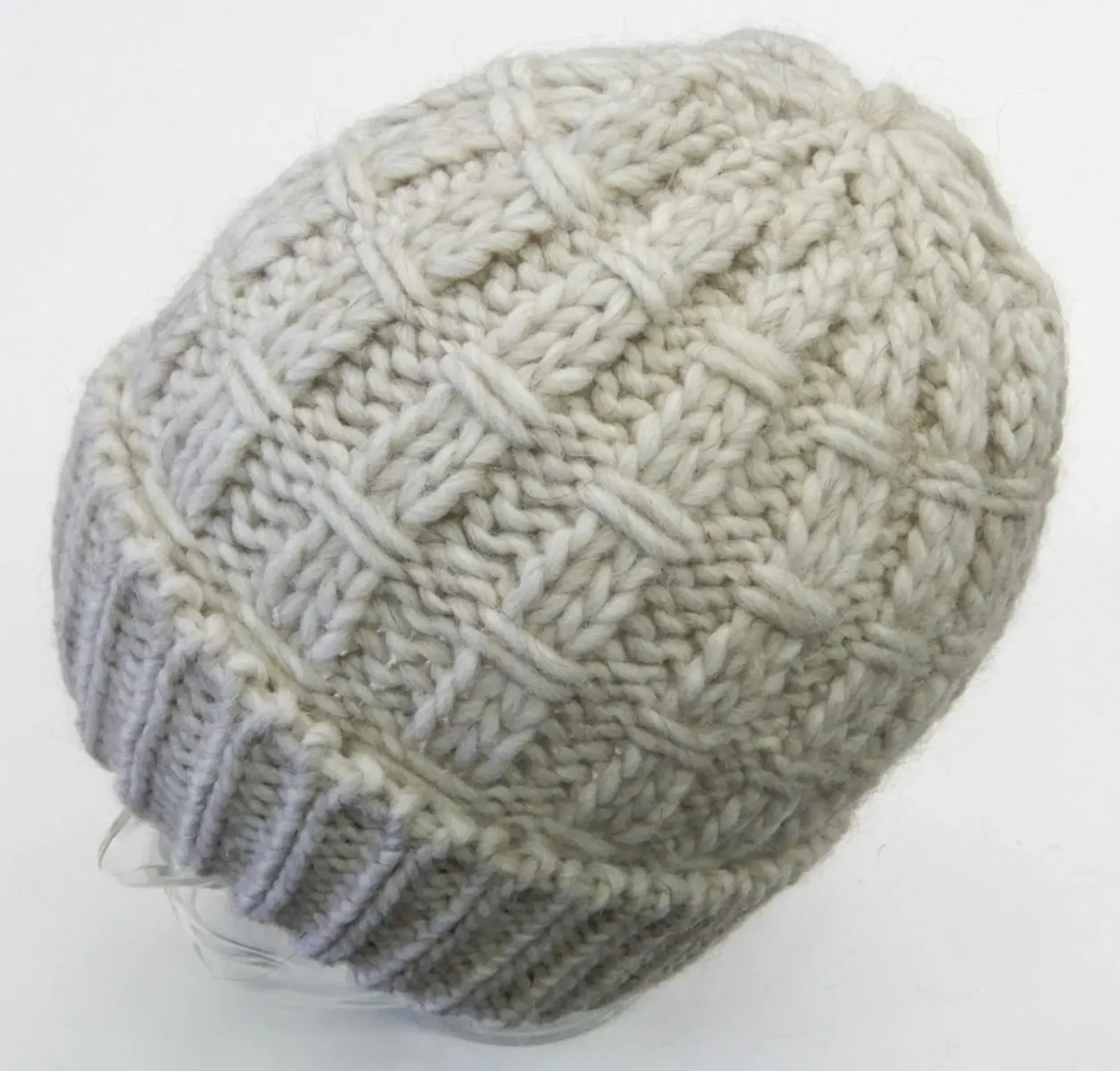 Шапка Чаплино вязаная с широкой манжетой Chaplino, бежевый
Шапка Чаплино вязаная с широкой манжетой Chaplino, бежевый