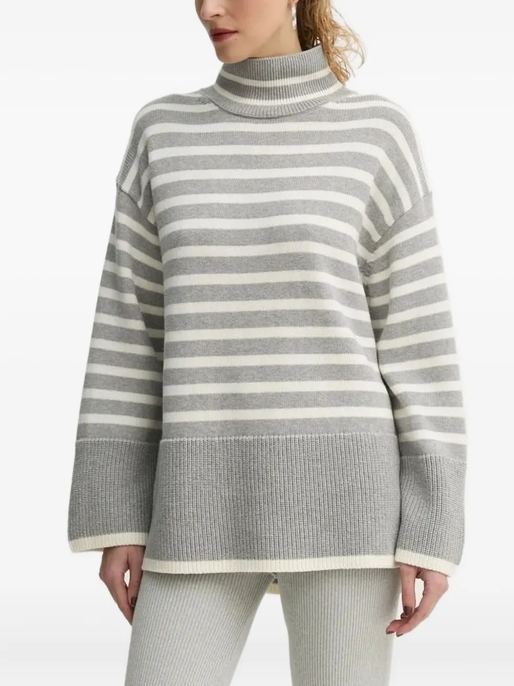 Полосатый свитер с высоким воротом Marc O'Polo, серый
Полосатый свитер с высоким воротом Marc O'Polo, серый