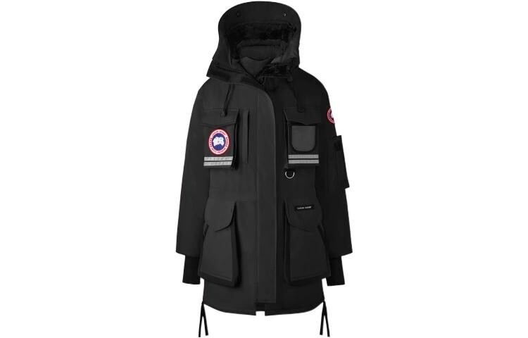 Женский пуховик Canada Goose, черный
Женский пуховик Canada Goose, черный