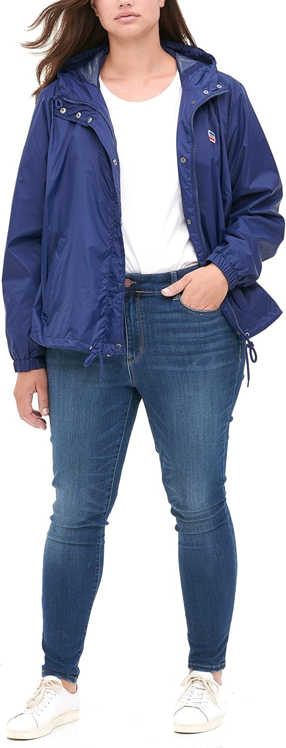 Женская винтажная ветровка-дождевик Levi's с капюшоном, темно-синий
Женская винтажная ветровка-дождевик Levi's с капюшоном, темно-синий