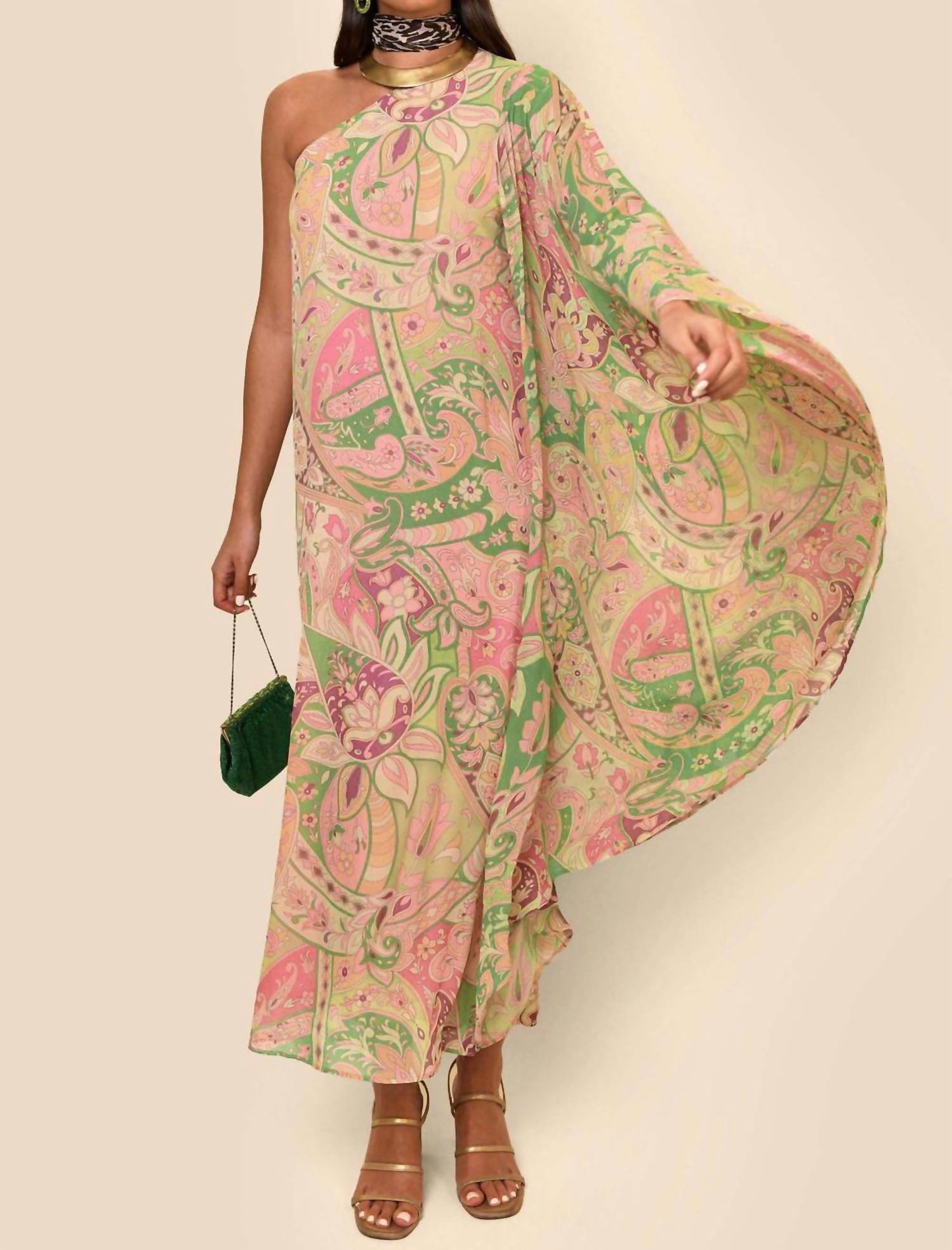 Платье Liza Midi в зеленом цвете с узором пейсли Grace Rixo
Платье Liza Midi в зеленом цвете с узором пейсли Grace Rixo