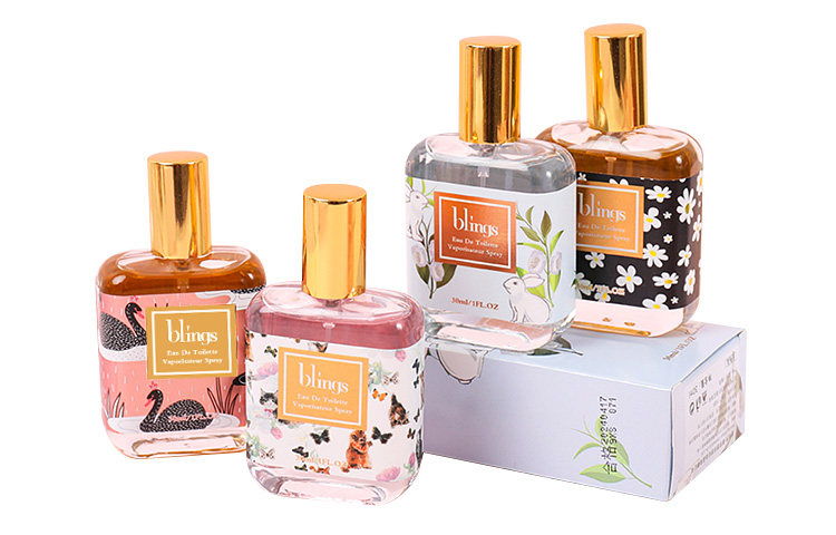 Набор парфюмерной воды Blings Darjeeling tea + Black duck slices + Blue wind chimes + Baby daisies, 30 мл*4
Набор парфюмерной воды Blings Darjeeling tea + Black duck slices + Blue wind chimes + Baby daisies, 30 мл*4