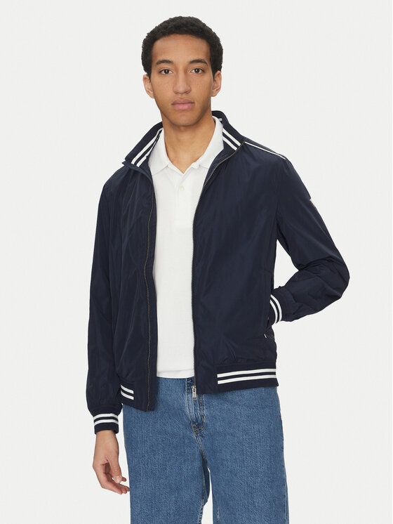 Куртка-Бомбер стандартный крой M5GL28 WH762 Guess, синий
Куртка-Бомбер стандартный крой M5GL28 WH762 Guess, синий