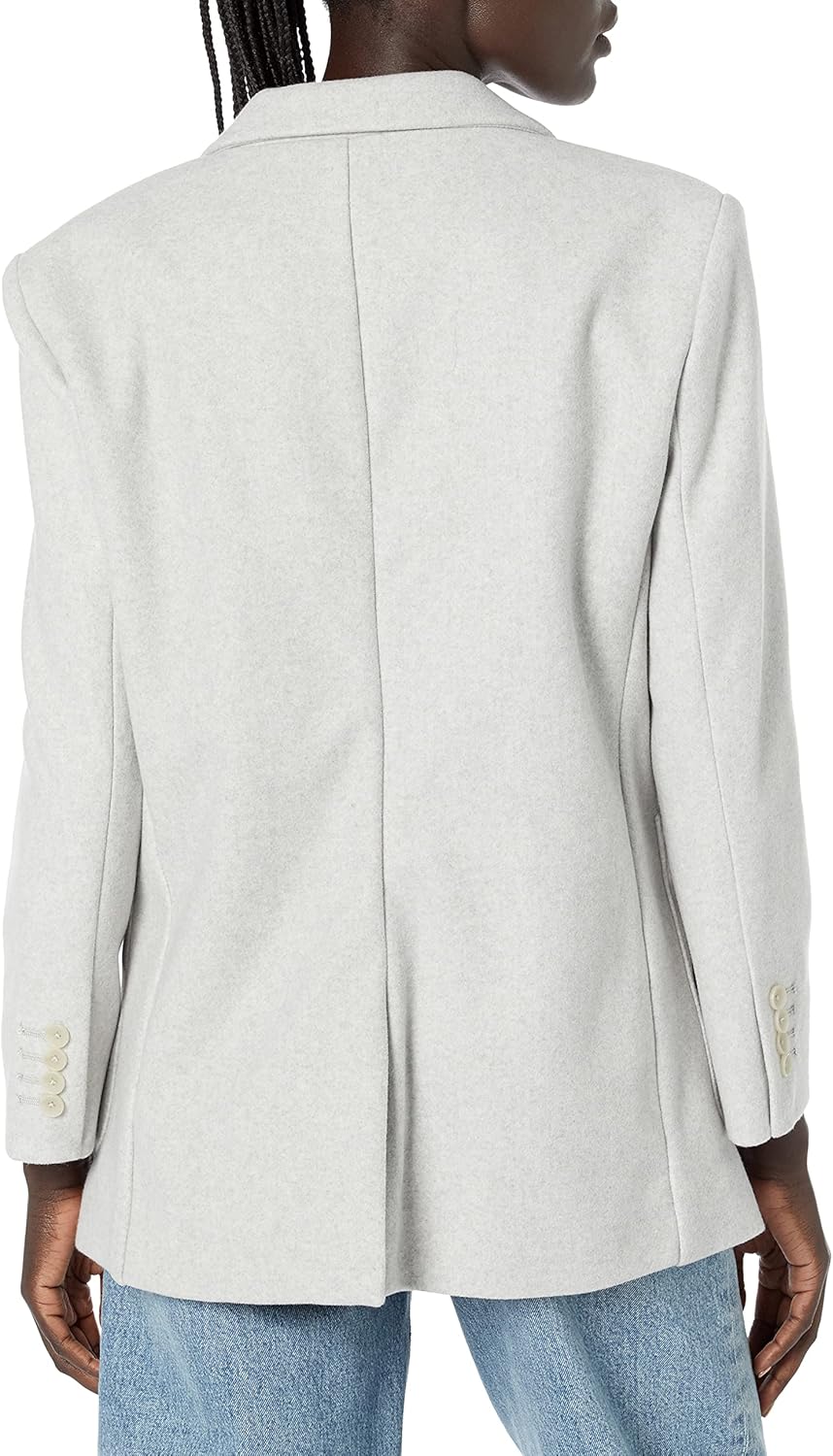 Женская куртка Calvin Klein Petite с воротником-клапаном и длинным рукавом на одной пуговице, Light Grey Melange
Женская куртка Calvin Klein Petite с воротником-клапаном и длинным рукавом на одной пуговице, Light Grey Melange