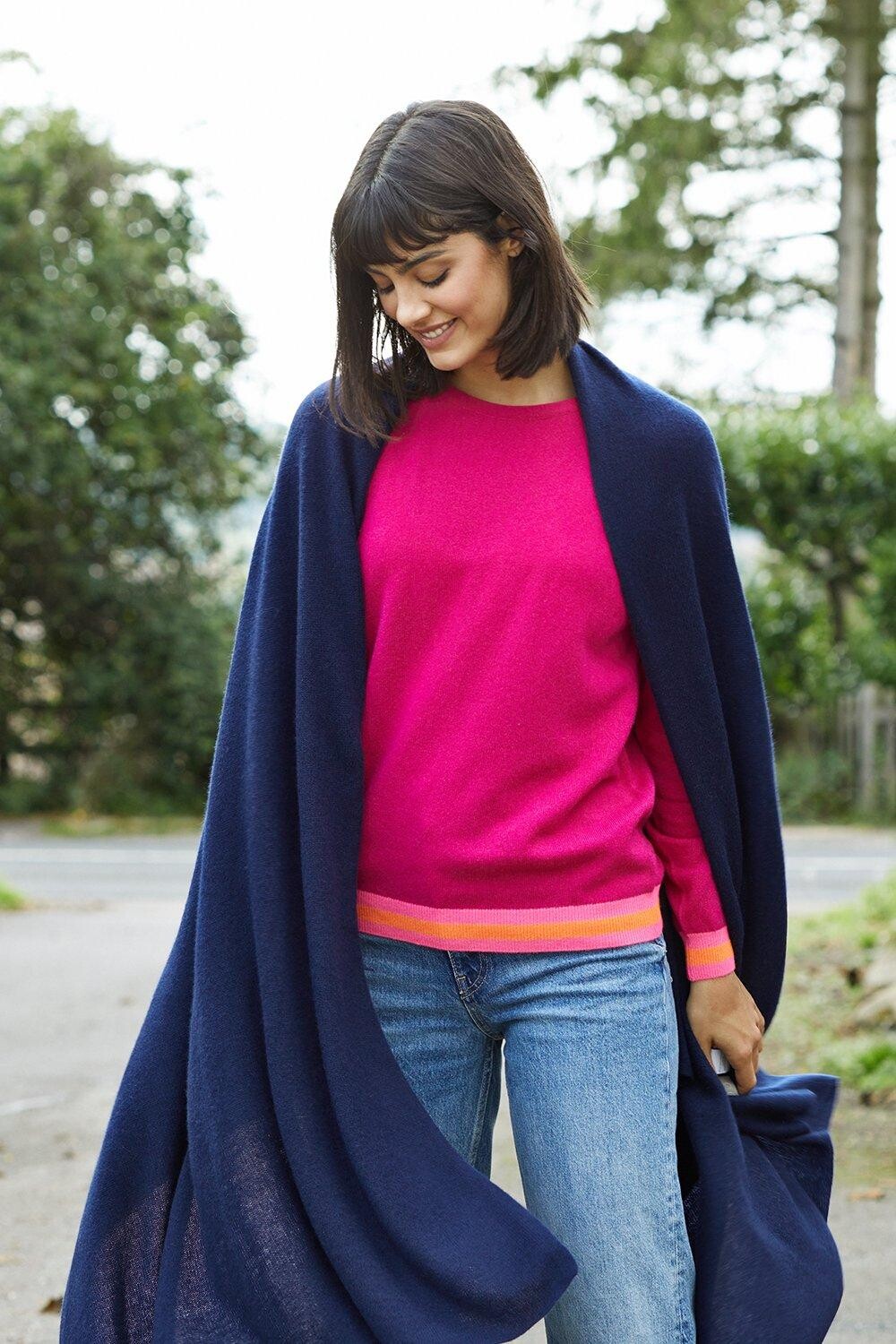 Кашемировый дорожный слинг Lola Cove, темно-синий
Кашемировый дорожный слинг Lola Cove, темно-синий