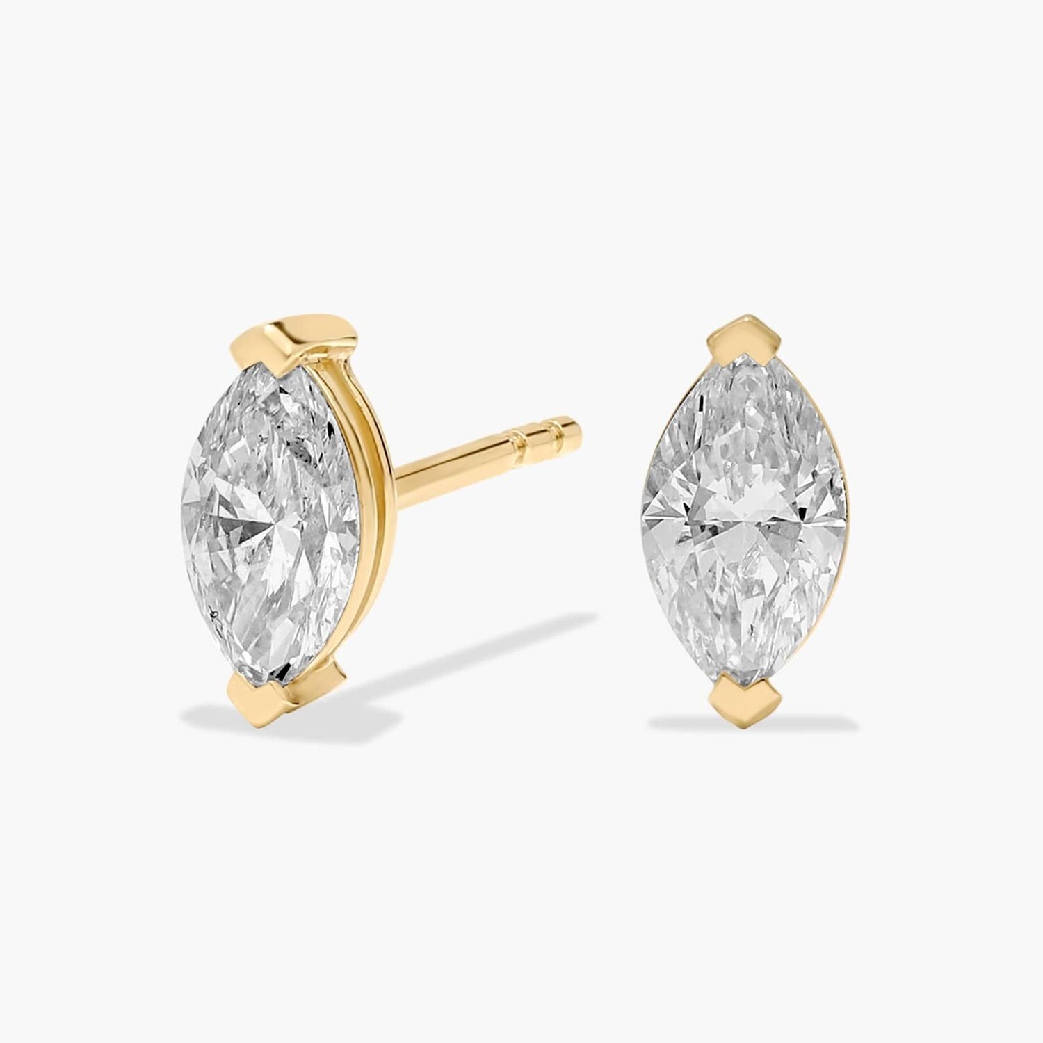 Серьги-гвоздики с выращенными в лаборатории бриллиантами огранки «маркиза» из желтого золота 14 карат (1 карат, двойной - FG / VS2-SI1) Blue Nile
Серьги-гвоздики с выращенными в лаборатории бриллиантами огранки «маркиза» из желтого золота 14 карат (1 карат, двойной - FG / VS2-SI1) Blue Nile