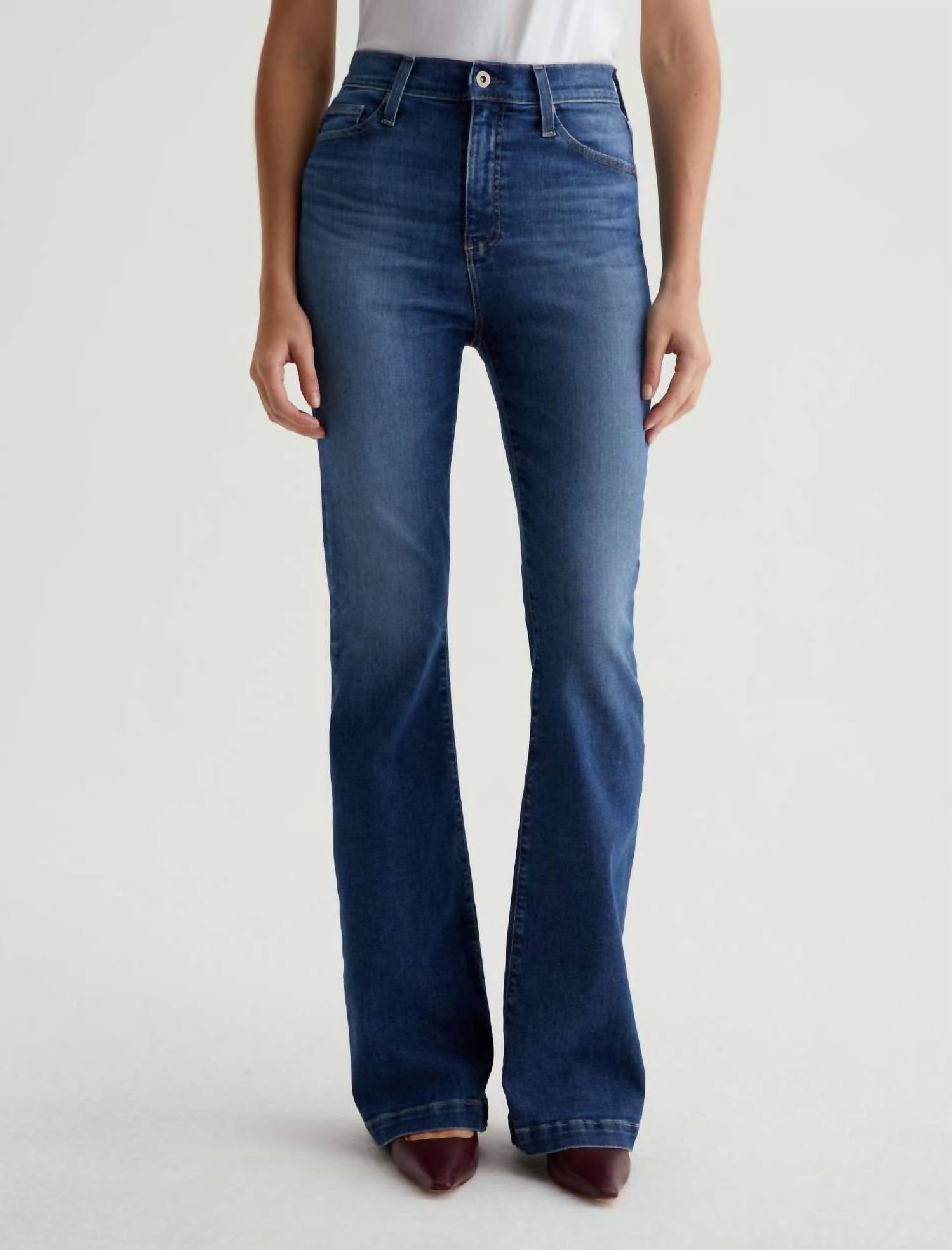 Мэди Высокие расклешенные джинсы в Морро Бэй AG Jeans, Morro Bay 
Мэди Высокие расклешенные джинсы в Морро Бэй AG Jeans, Morro Bay